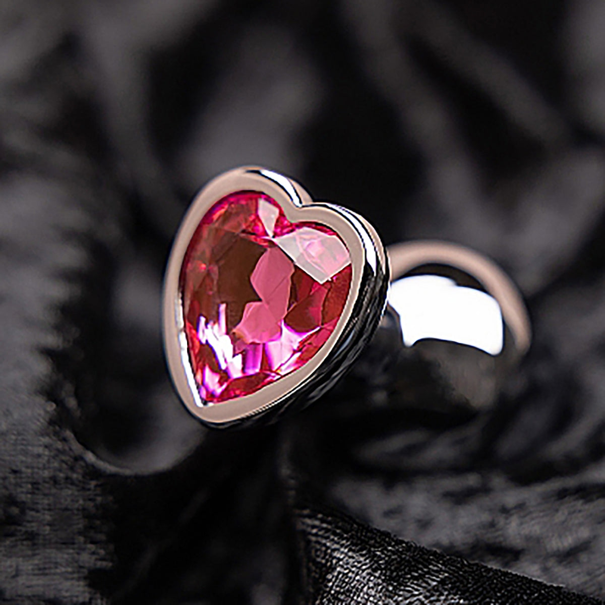 Shots Ouch! Heart Gem Butt Plug Medium - Silver/Rubellite Pink