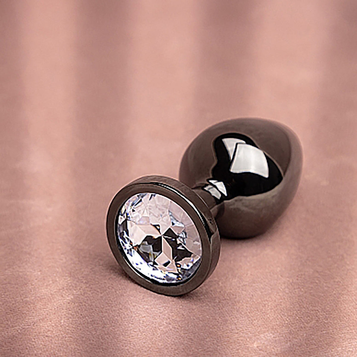 Shots Ouch! Round Gem Butt Plug Medium - Gunmetal/Diamond