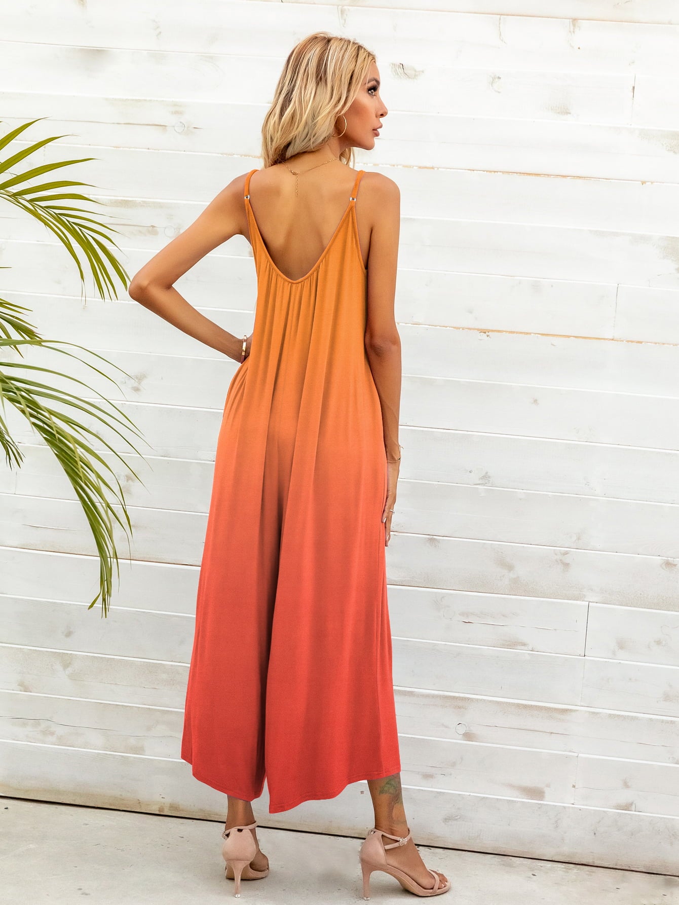 Gradient Scoop Neck Sleeveless Jumpsuit